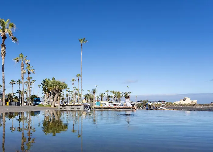 Home2book Sunny With Pool, Martianez Lejlighed *